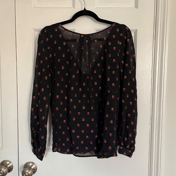 Artelier Nicole Miller | Rosebud Top - Picture 2 of 5